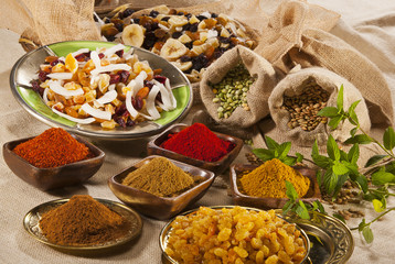Epices variées et diverses