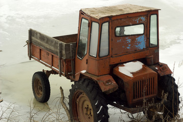 трактор