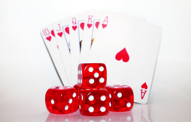 Würfel und Royal Flush