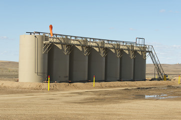 Oil Holding Tanks in North Dakota