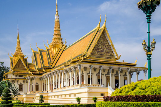 royal palace phanom penh