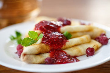 pancakes with jam and berries