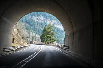 Foto op Plexiglas Tunnel Het einde van de tunnel