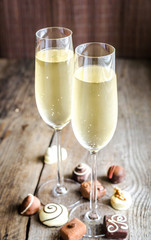 Two glasses of champagne with candies © alex9500