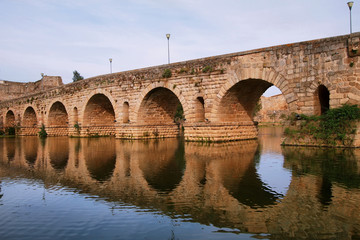 Fototapeta premium Roman bridge in Merida