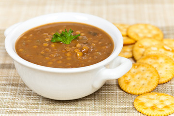Lentil soup with saltine crackers