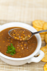 Lentil soup with saltine crackers