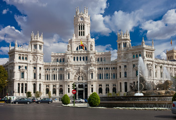Fototapeta na wymiar Palace in Madrid