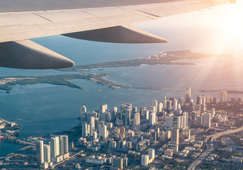 Miami skyline from the airplane © Mirko Vitali