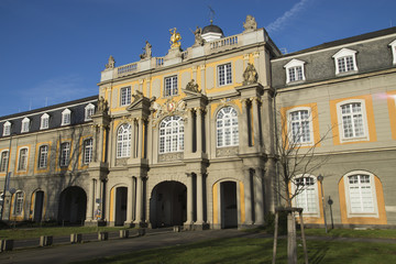 Fototapeta na wymiar Pałac wyborczy w Bonn, Niemcy, Koblenz Bramy