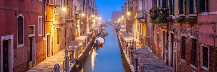 Fotobehang Venedig bei Nacht © eyetronic