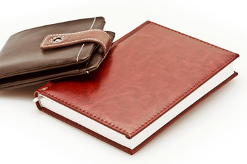 Кошелек и ежедневник