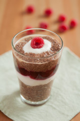 Schokoladen Chia Pudding Dessert