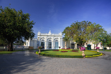 Devaraj-Kunlai gate Bang Pa-in palace Thailand