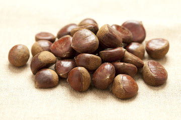 Raw sweet chestnuts