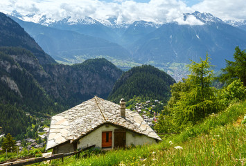 Fototapeta na wymiar Summer mountain landscape (Alps, Switzerland)