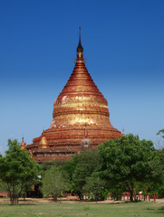Fototapeta na wymiar Świątynia buddyjska, Dhammayazika Pagoda, Bagan, Myanmar (Birma).