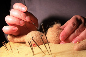 Изготовление куклы из шерсти