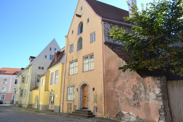 Fototapeta na wymiar Street in Old Tallinn