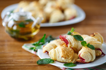 croissants with jam