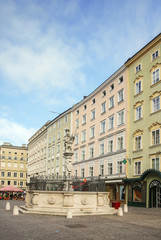 Fototapeta na wymiar Fontanna Floriańskiej, Salzburg