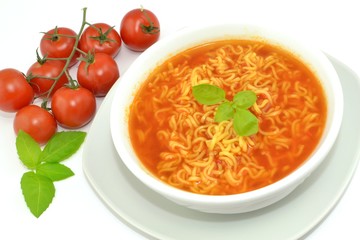 tomato soup with noodles
