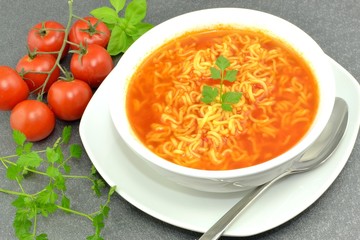 tomato soup with noodles