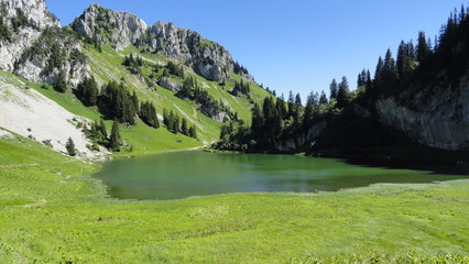 Lac d'Arvouin - Val d'Abondance (Haute-Savoie) - obrazy, fototapety, plakaty