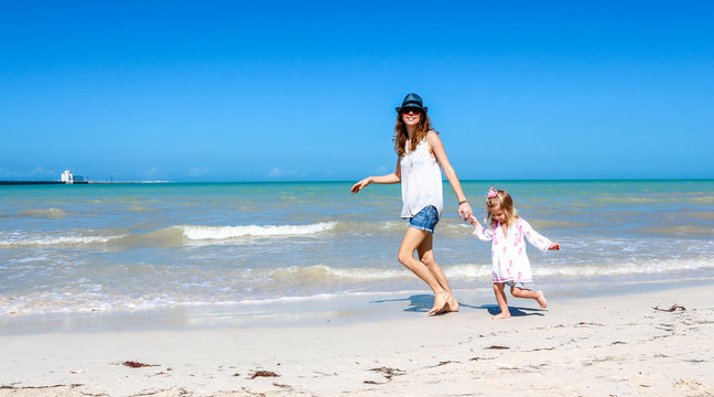 Mom daughter having a great time