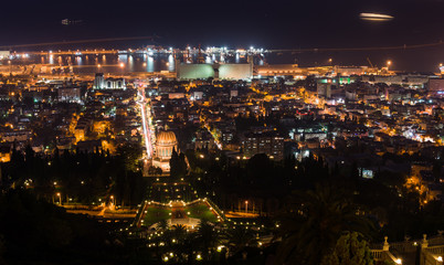Fototapeta na wymiar Haifa from Yafe Nof at night