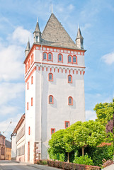 Obraz premium Der Sülzturm in der Altstadt von Eltville im Rheingau