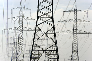 Stromleitung Strommast