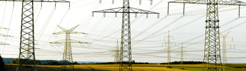 Stromleitung Strommast Panorama