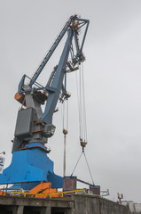 Fototapeta premium Hamburger Hafen, Hafenanlage, Kranen, Container, Deutschland