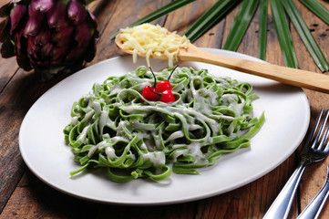 Spinach noodles