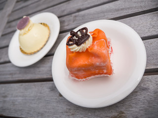 Orange cake with crown