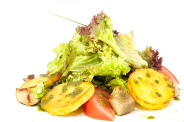 Potato salad with mushrooms and herbs