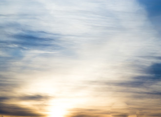 Obraz premium beautiful dawn sun in the sky