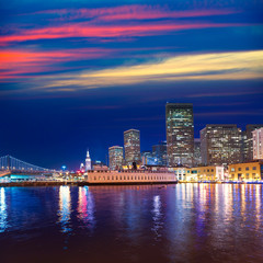 Fototapeta na wymiar San Francisco sunset skykine from Pier 7 in California