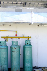cooking gas tank with ventulation tunnel