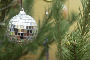 Obraz premium Closeup of Christmas ball from Christmas tree.
