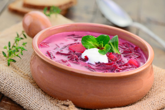 Rote Beete-Suppe
