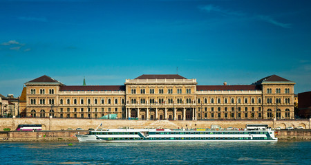 Fototapeta premium The Bank of the Danube, Budapest