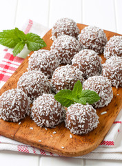 Chocolate coconut balls