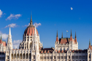 Fototapeta na wymiar Budapest, Hungarian Parliament Building and moon