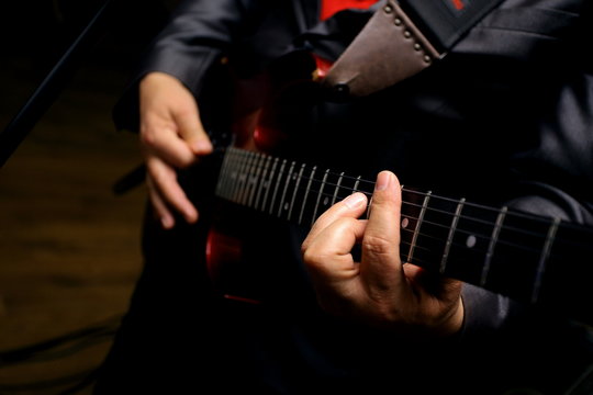 gitara solowa elektryczna