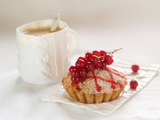 Red currant pie