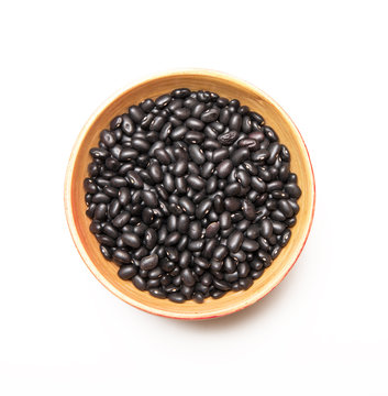 fagioli neri in ciotola