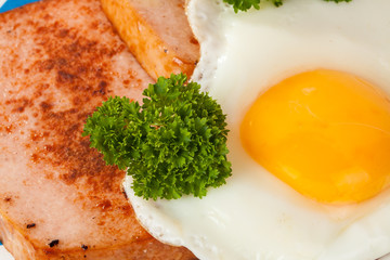 Bavarian Leberkäse with fried egg