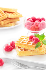 Waffeln mit Himbeeren
